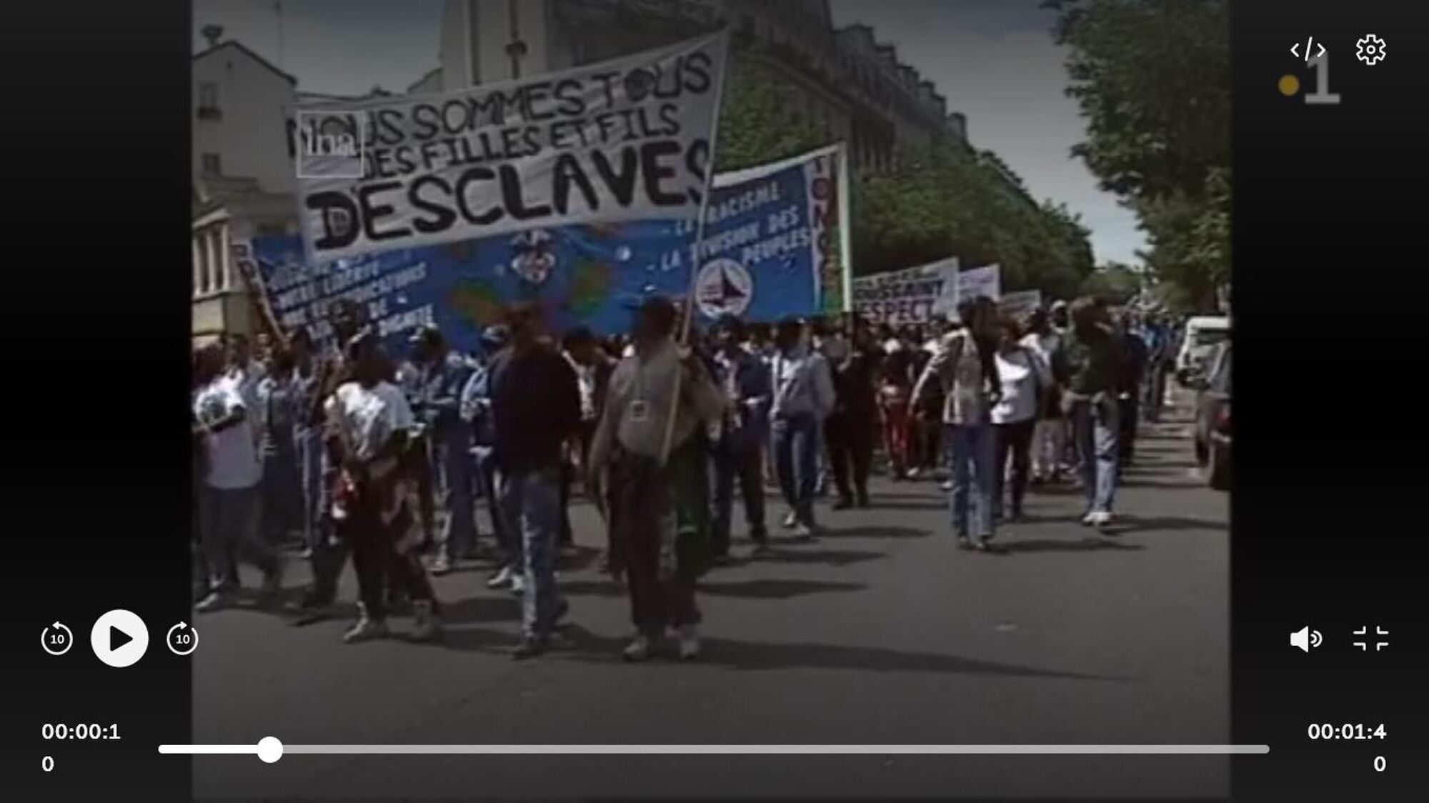 Reportage de RFO diffusé le 23 mai 1998.
